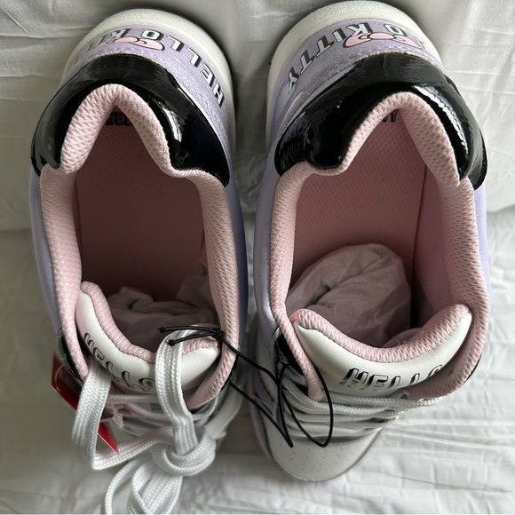 HELLO KITTY by Sanrio Women’s Casual Court Sneakers White/Blk/Purple Sparkle 9 - Picture 7 of 15
